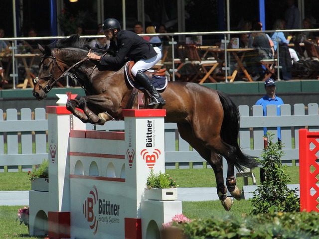 穿中场并完 穿中场并完