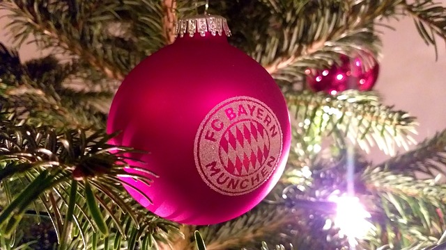 儘管負債沉 儘管負債沉